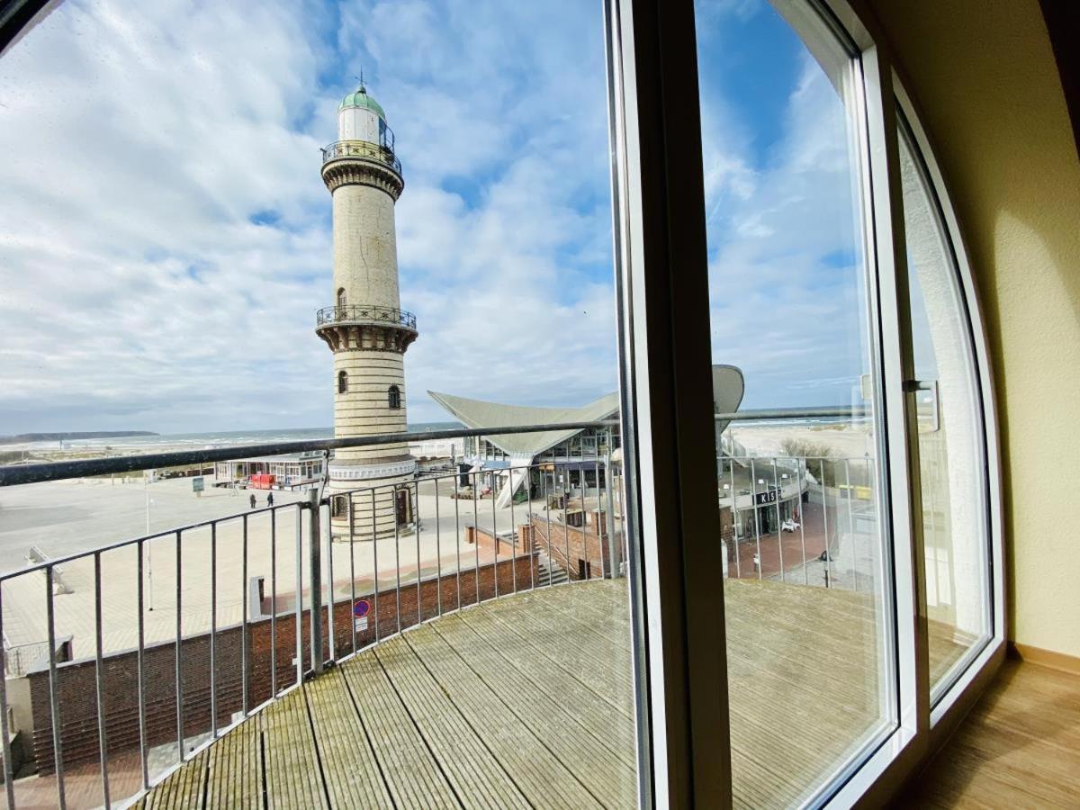 Sonnendeck, Direkt Am Leuchtturm Apartment Росток Екстериор снимка